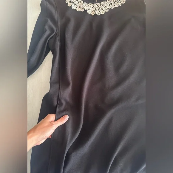 Wrap London Black Long Sleeve Dress with White Lace Collar and Pockets- size L - Picture 7 of 8